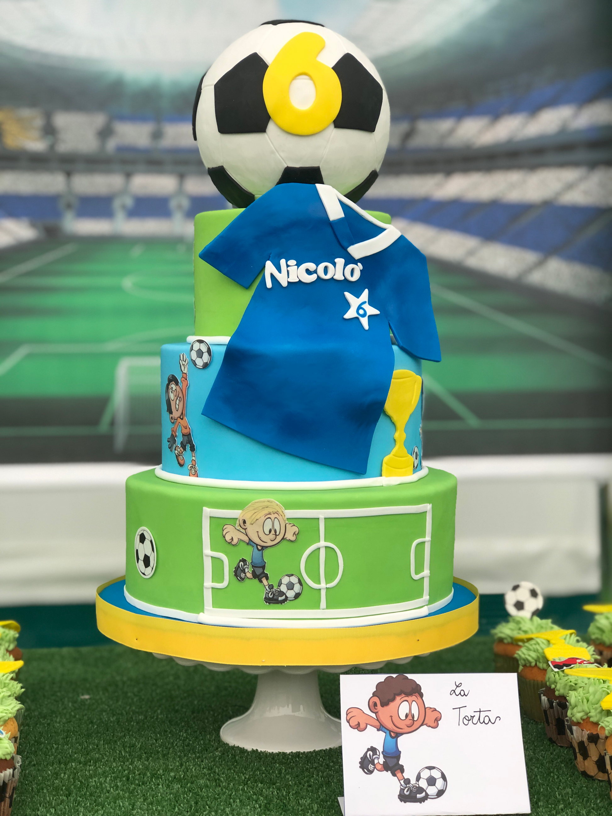 Torta Compleanno Calcio 3 piani - Milano e Varese – cakeintown