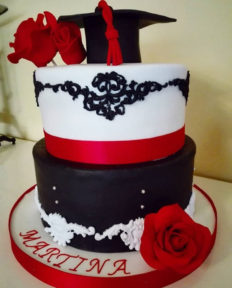 Burlesque cake rosa rossa